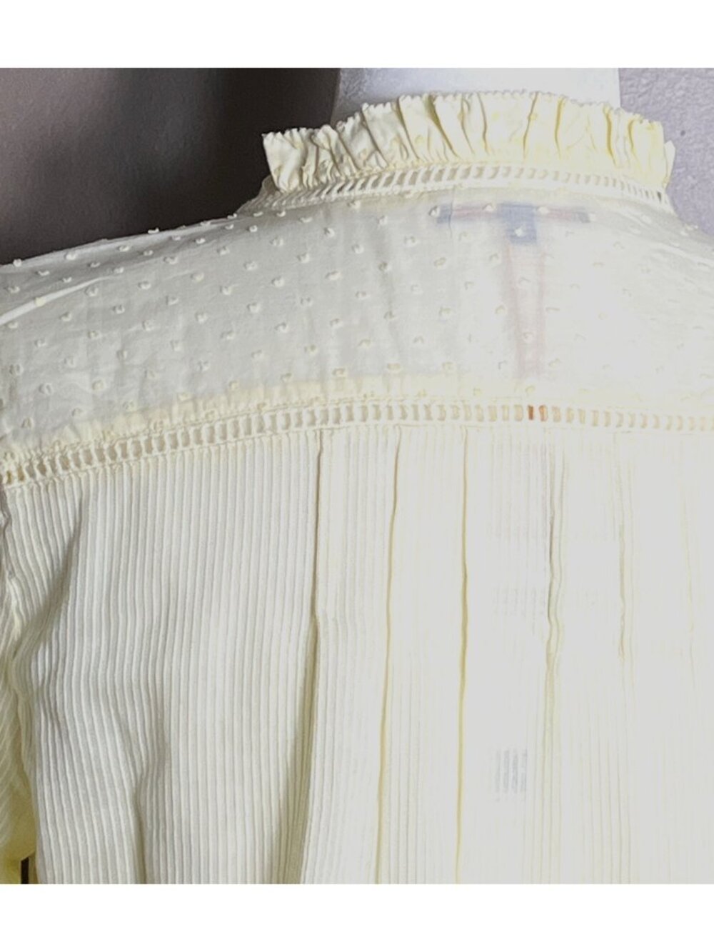 NWT Quince Peasant Blouse Textured Custard Pale Yellow Dainty Cottagecore Wom M - Picture 8 of 10